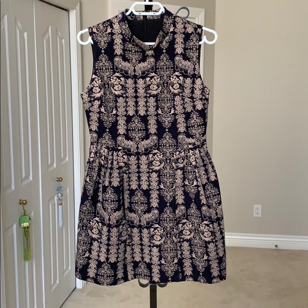 Printed dress